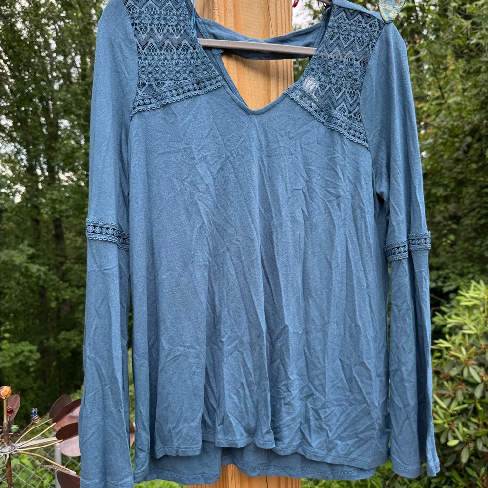 Hippie Rose Women's Blue Lace Bell Sleeve Detail Top with Key Hole Back